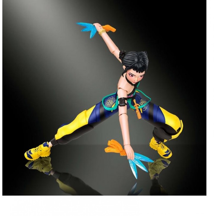 Figurina de Actiune Mattel KPop Demon Hunters HUNTR/X Zoey, 14.2 cm, 20 Puncte de Articulatie, Tinuta How It's Done, Spirit Blades, Fete si Maini Intershimbabile, Accesorii, JRY32