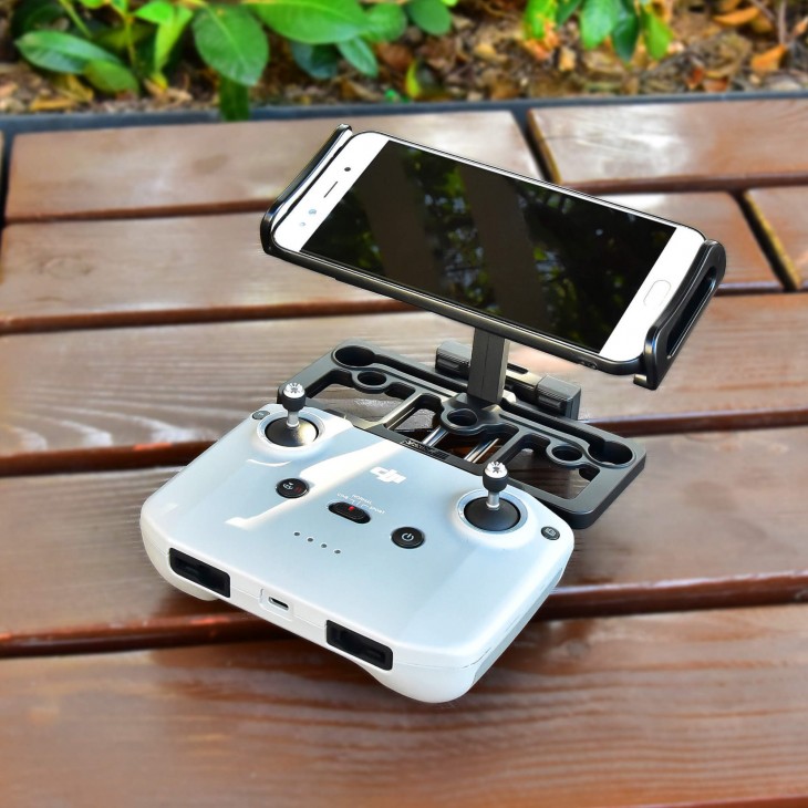 Suport marca STARTRC pentru atasare telefon sau tableta la telecomanda dronei DJI Mini 2 / DJI Air 2 / DJI Air 2S / Mini, diagonal 4-12 inch