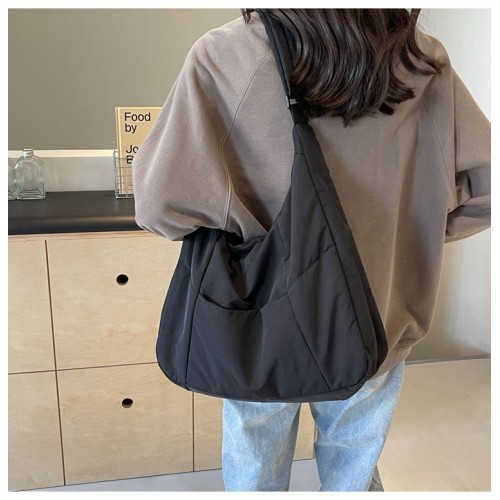 Geanta casual de umar, TAIKESEN LADY W-1, moderna, material textil, incapatoare, neagra
